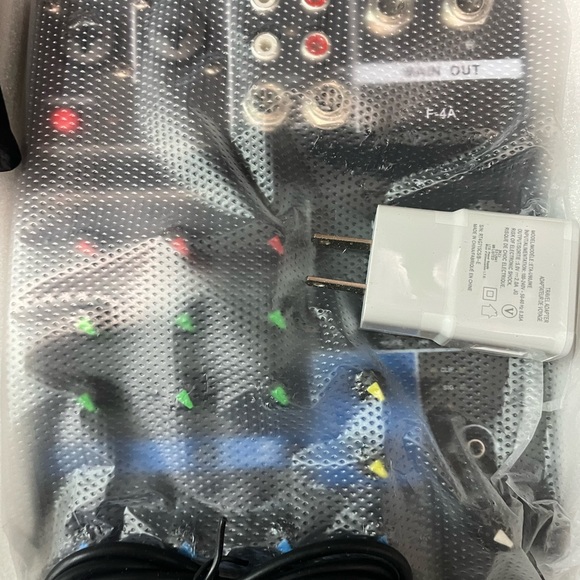 Audio Mixer 4 Ch With Usb Connection For Pc - Picture 4 of 7